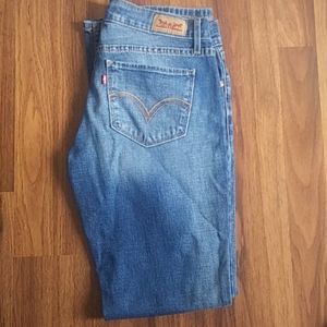 Levi's 524 Skinny Jeans